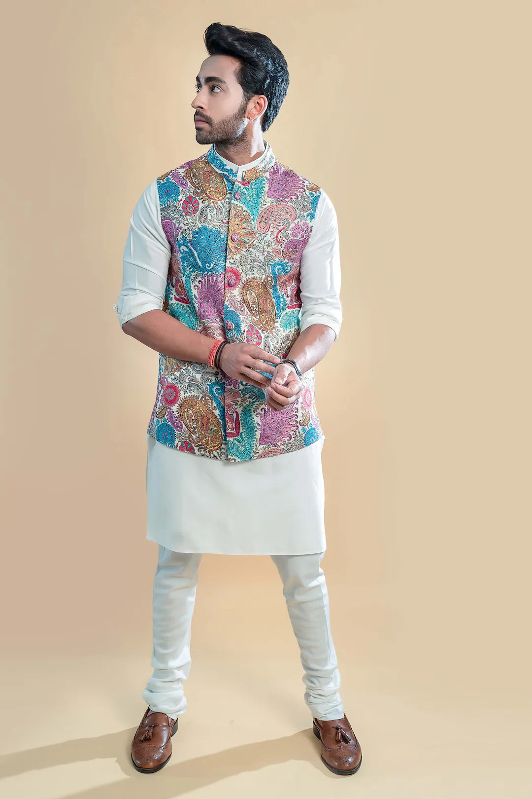 Men in Made Multi Color Floral Printed Jacket And Kurta Set For Men's